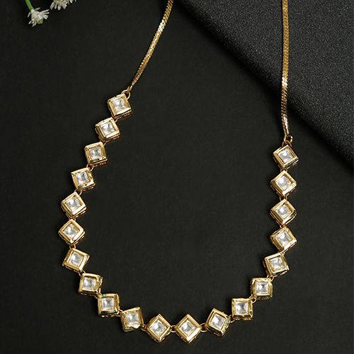 Graceful Kundan Necklace