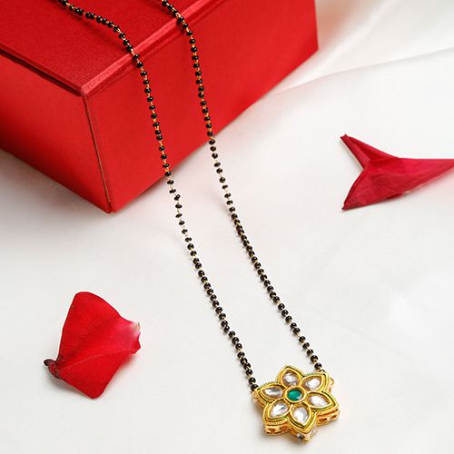 Classic Kundan Mangalsutra