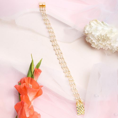 Dazzling Pearl Bracelet