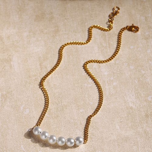 Timeless Pearl Chain