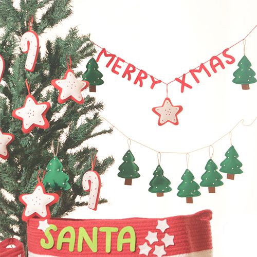 Charming Xmas Bunting Set